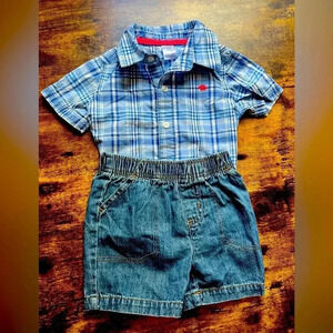 BUNDLE: jumping beans/Carter’s | Baby boy outfit, shorts & shirt. Size: 12M..